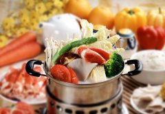 <b>严冬饮食方向：热乎乎的暖身小火锅</b>
